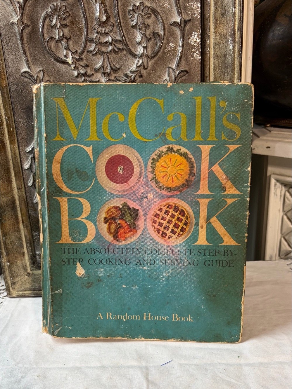 McCalls vintage cookbook blue 1963